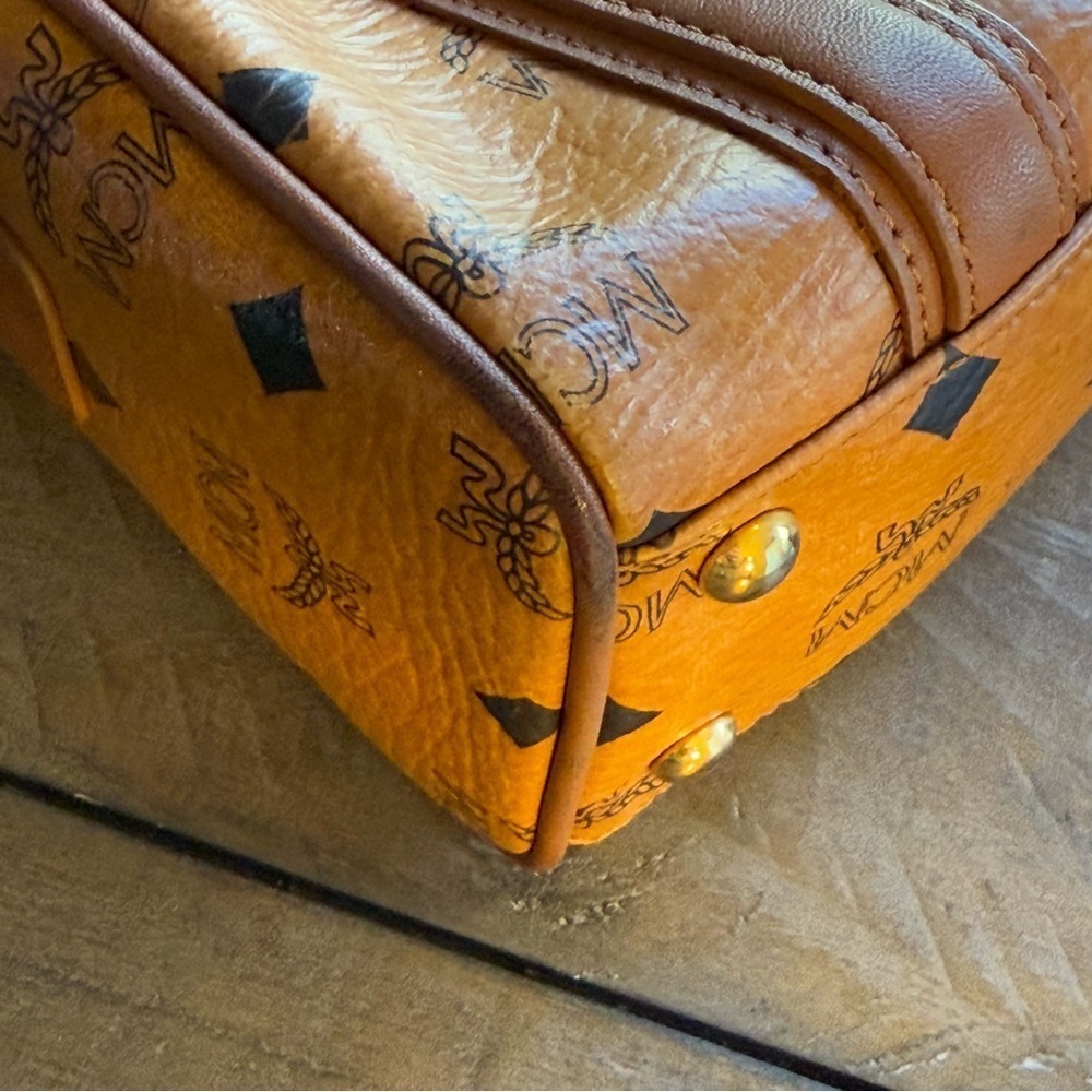 💎MCM COGNAC SMALL BOSTON BAG EUC💎 - Picture 10 of 14